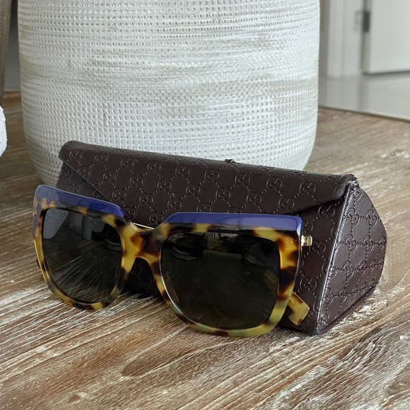 FENDI Two-Toned Sunglasses - Picture 1 of 4